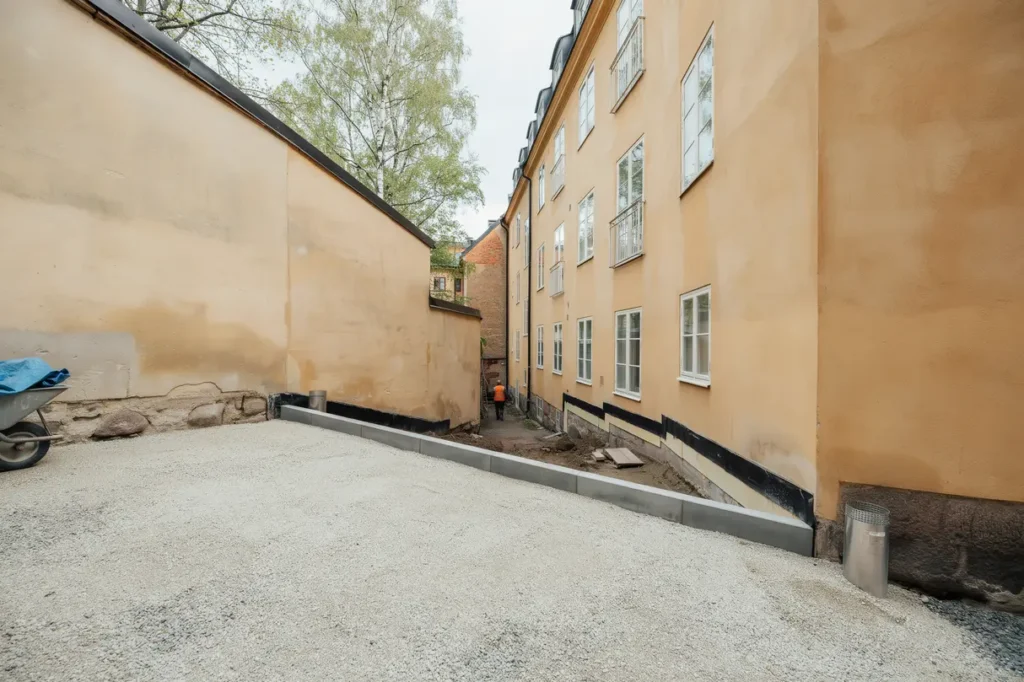 perimeterdr nering och grundisolering runt flerbostadshus i s dermalm stockholm